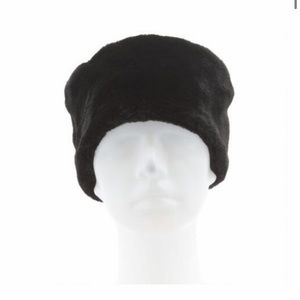 KARL LAGERFELD PARIS FAUX FUR HAT 🖤